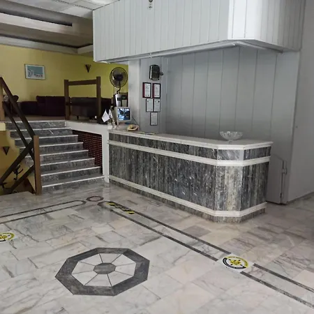 Dias Hotel 2*