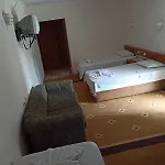 迪亚斯酒店 2*