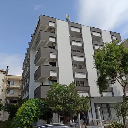 Dias Hotel 2*